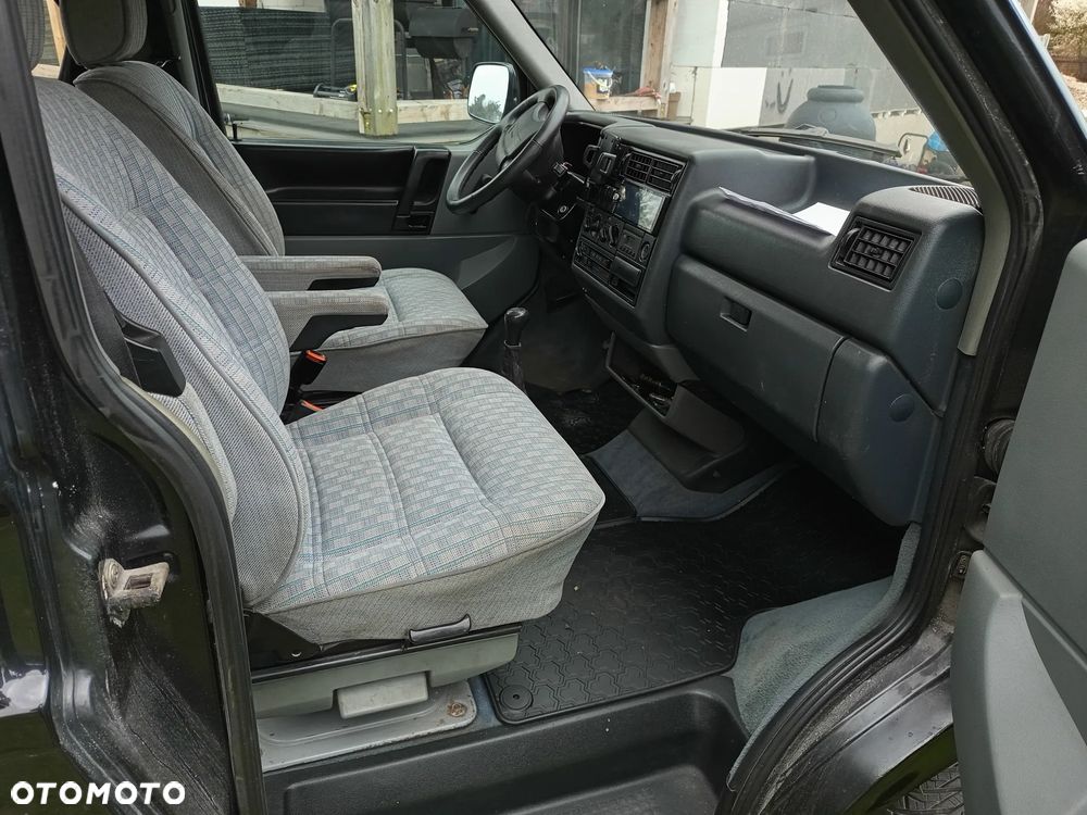 Volkswagen Transporter - 7