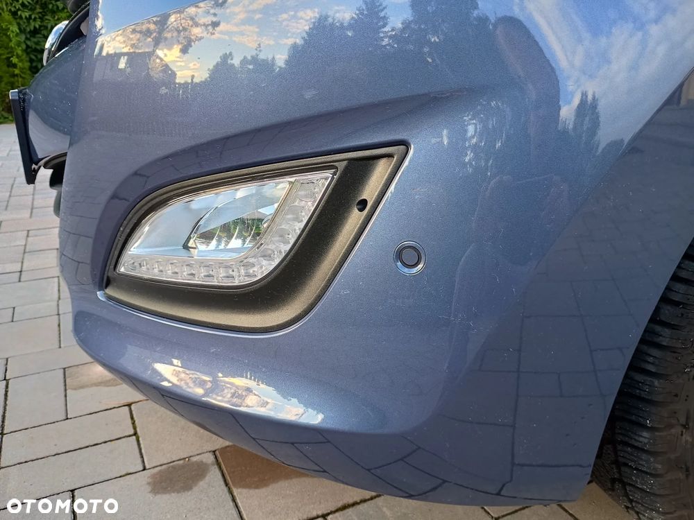 Hyundai i30 blue 1.6 GDI YES Silver - 13