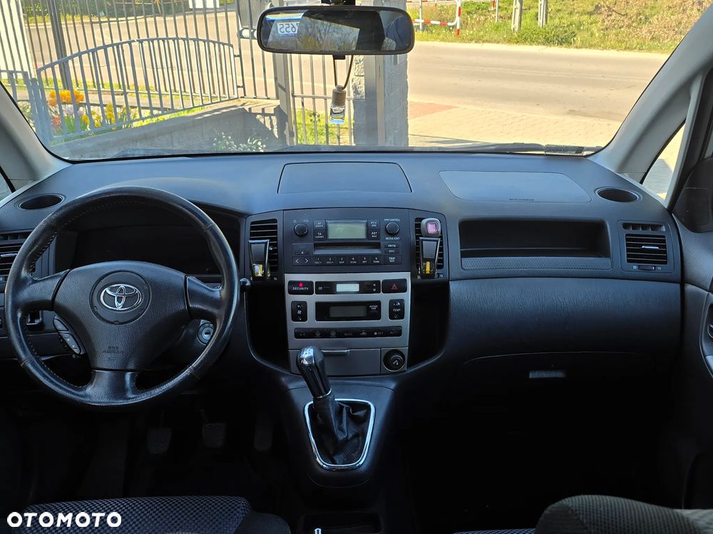 Toyota Corolla Verso 1.6 - 16
