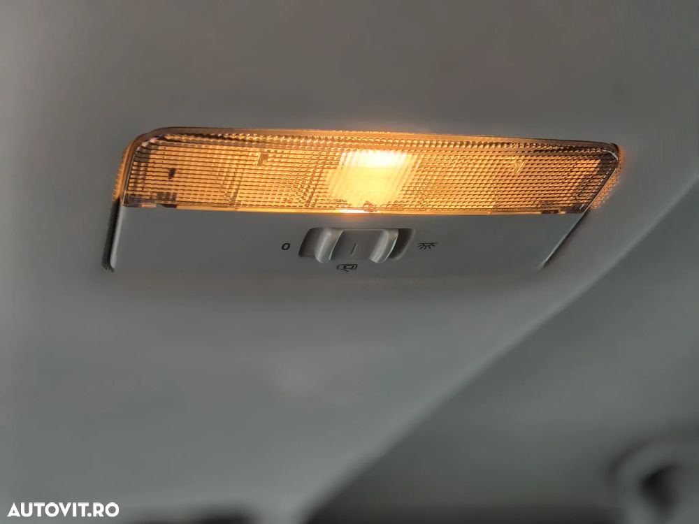 Skoda Octavia 1.6 TDI DPF DSG Classic - 21