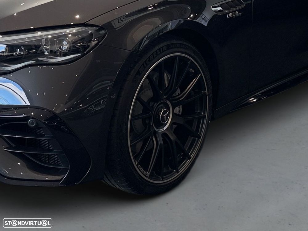 Mercedes-Benz E 53 AMG 4Matic+ - 10