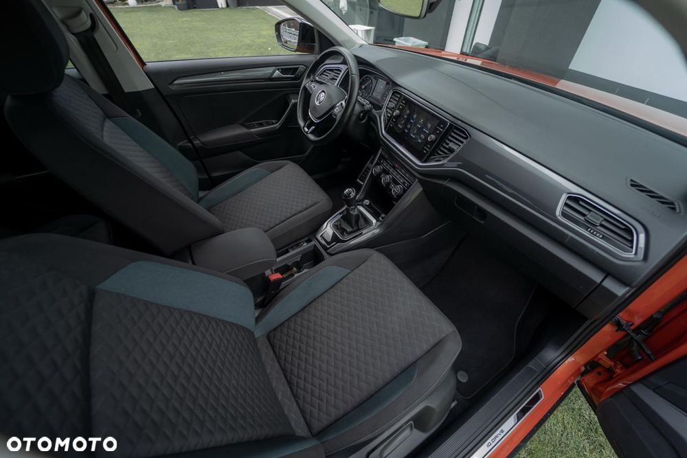 Volkswagen T-Roc - 27