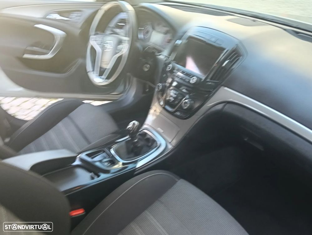 Opel Insignia Sports Tourer 2.0 CDTi Executive S/S - 20