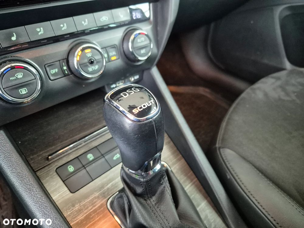 Skoda Octavia Scout 1.8 TSI 4x4 DSG - 15