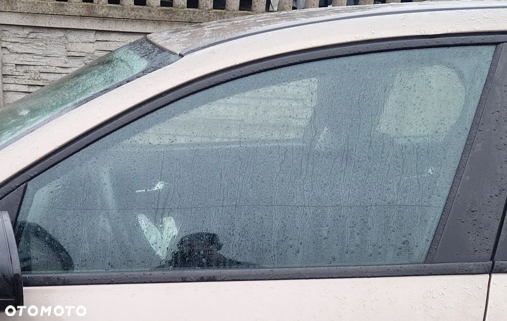 FIAT TIPO II SZYBA DRZWI LEWY PRZÓD - 1