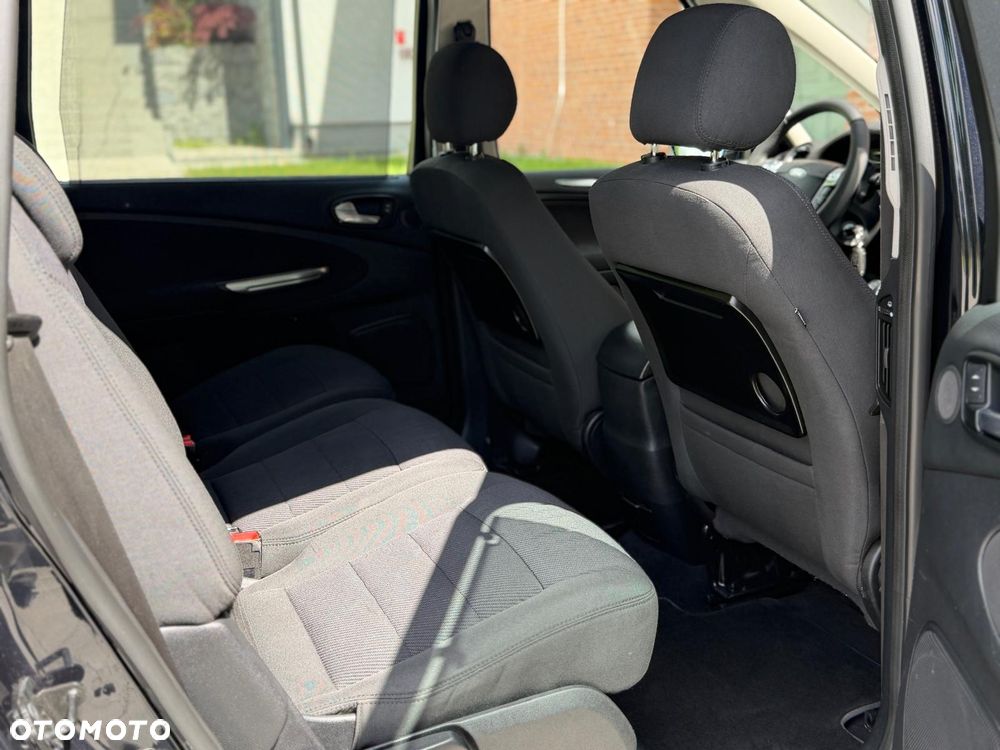 Ford Galaxy 2.0 TDCi Titanium - 12
