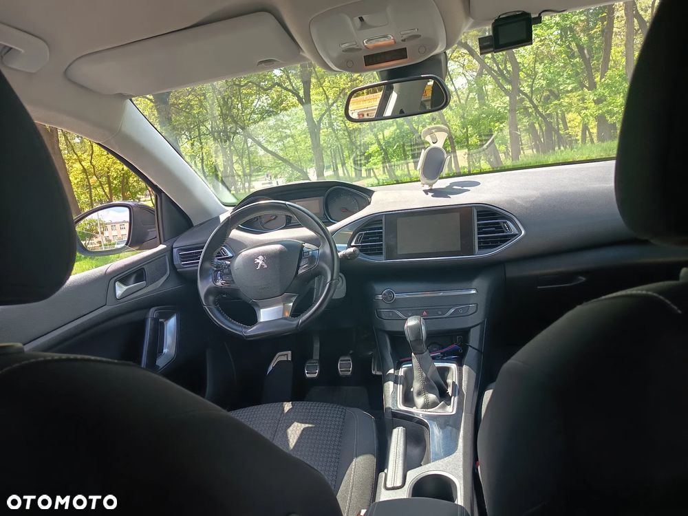Peugeot 308 1.2 PureTech Active S&S - 6