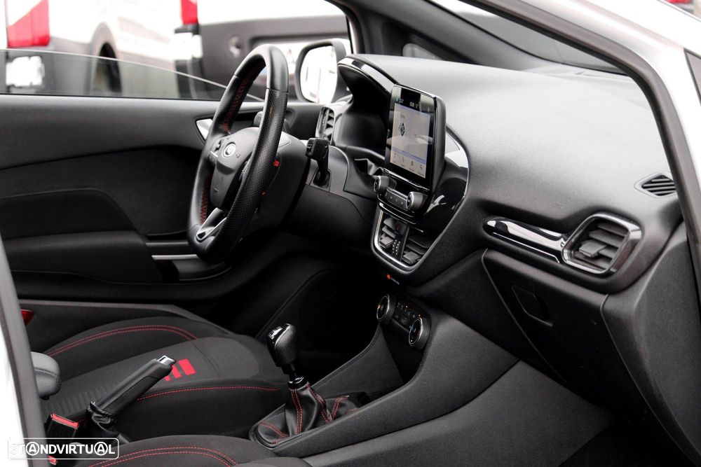 Ford Fiesta 1.0 EcoBoost ST-Line - 18