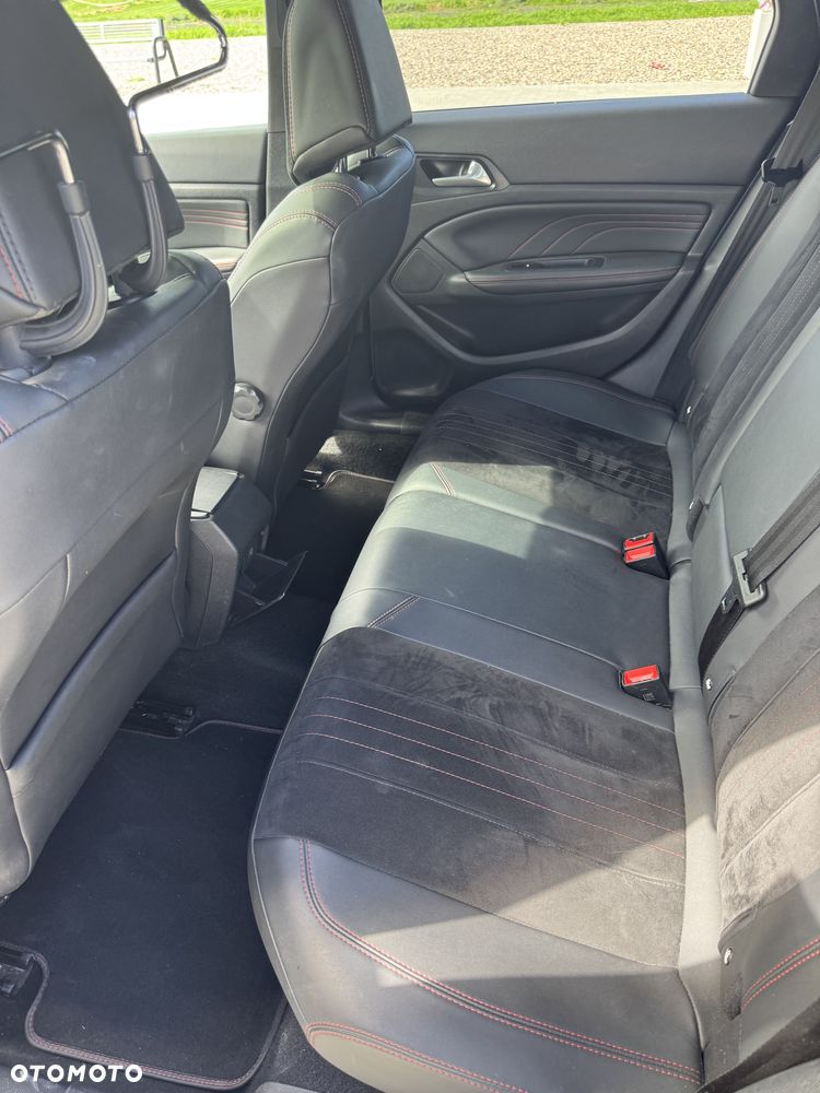 Peugeot 308 PureTech 225 GPF EAT8 Stop & Start GT - 13