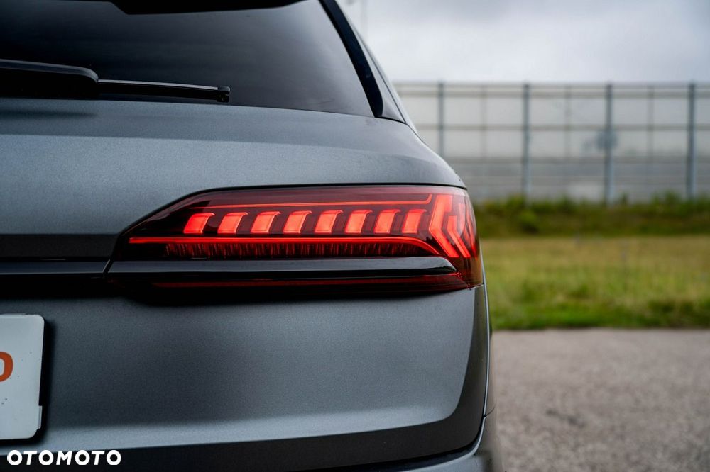 Audi SQ7 - 15