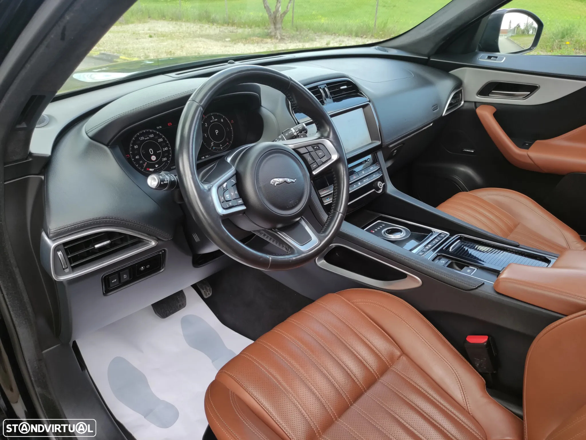 Jaguar F-Pace 2.0 i4D Portfolio Aut. - 7
