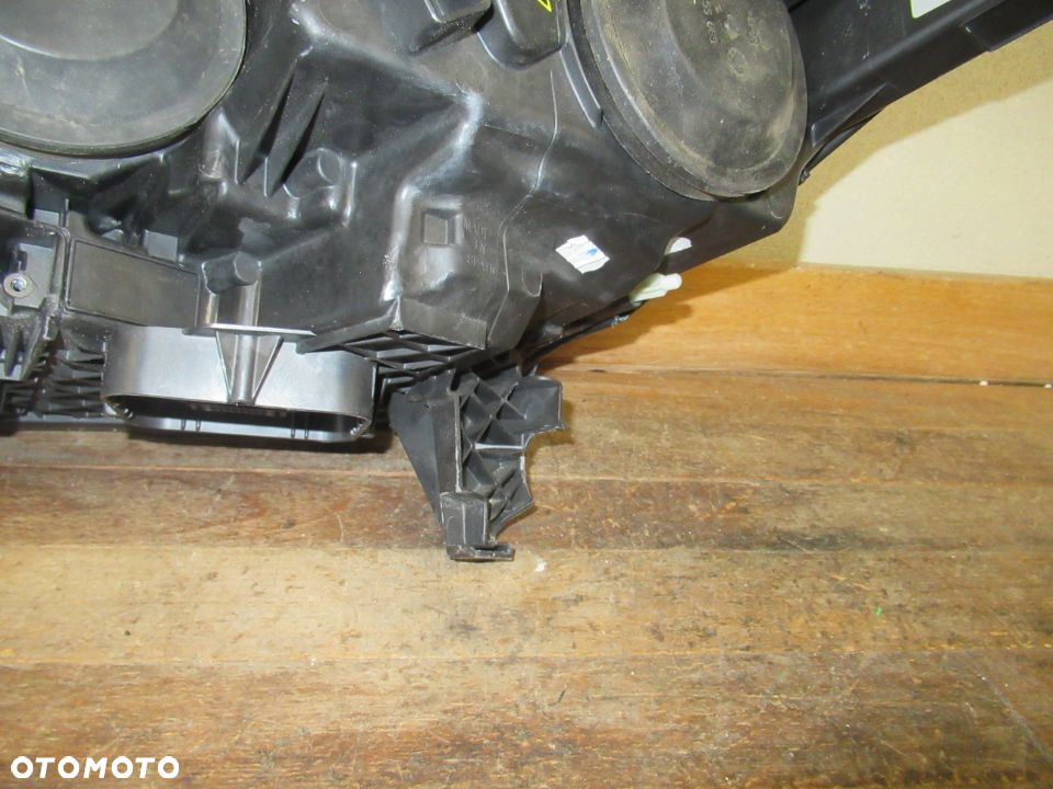 LAMPA PRZÓD PRZEDNIA PRAWA FORD KUGA MK2 LIFT XENON 2016-2019 rok - 12