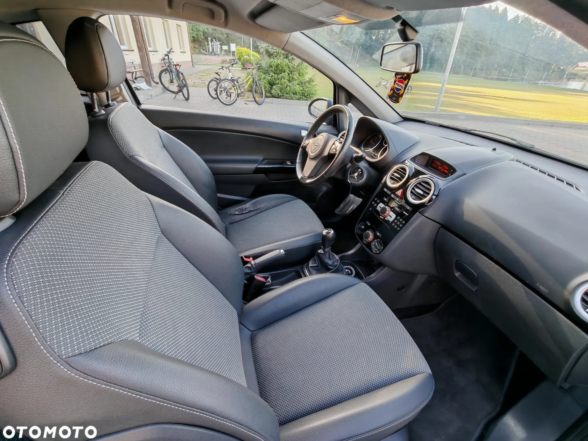 Opel Corsa - 7
