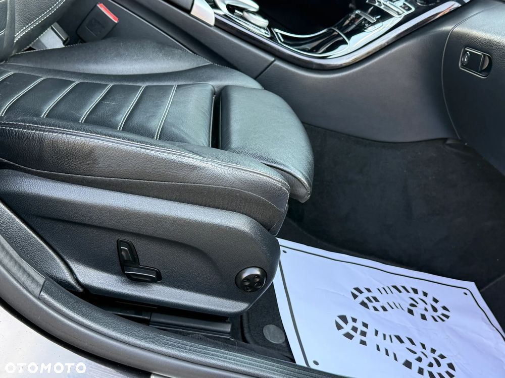 Mercedes-Benz Klasa C 220 d 9G-TRONIC AMG Line - 25