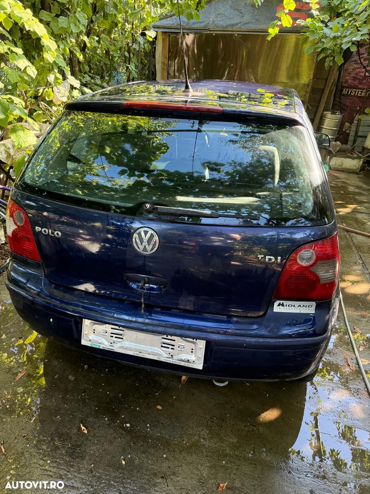 Volkswagen Polo 1.4 TDI Comfortline - 2