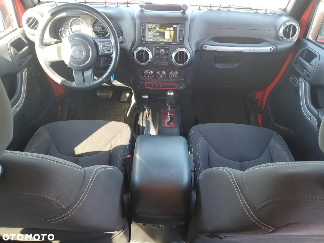 Jeep Wrangler 3.6 Unlim Sahara - 8