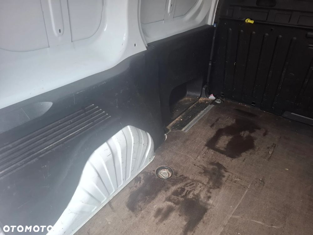 Peugeot Partner L2 Pro (bryg.) - 11