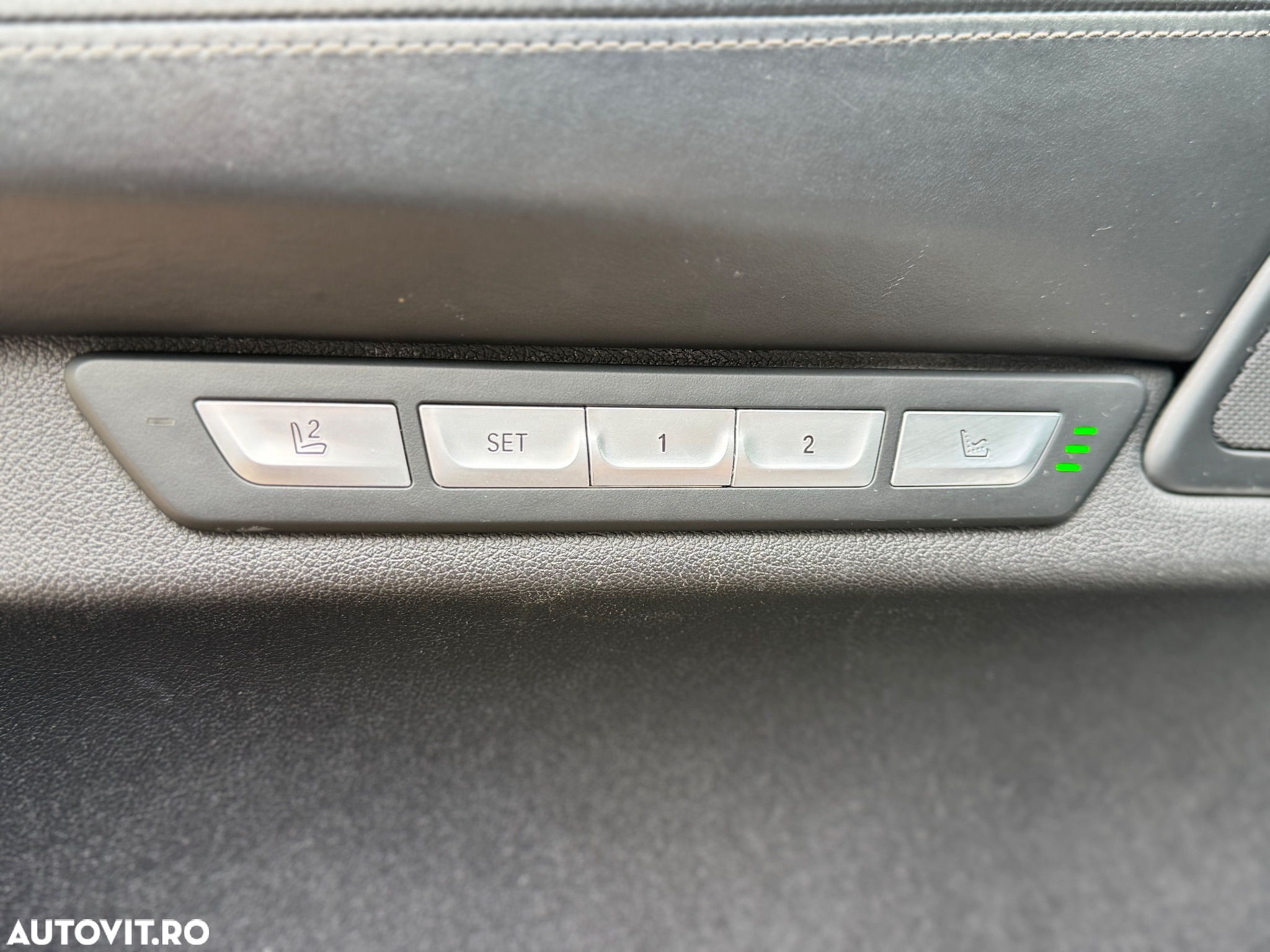 BMW Seria 7 740d xDrive - 27