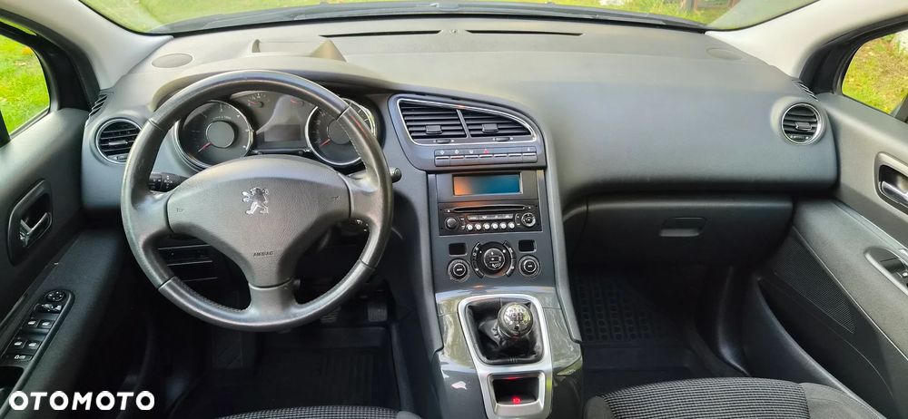Peugeot 5008 - 5