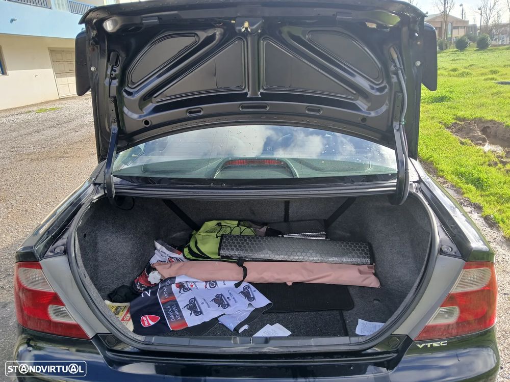 Honda Civic 1.7 ES - 9