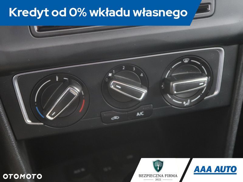 Volkswagen Polo - 14