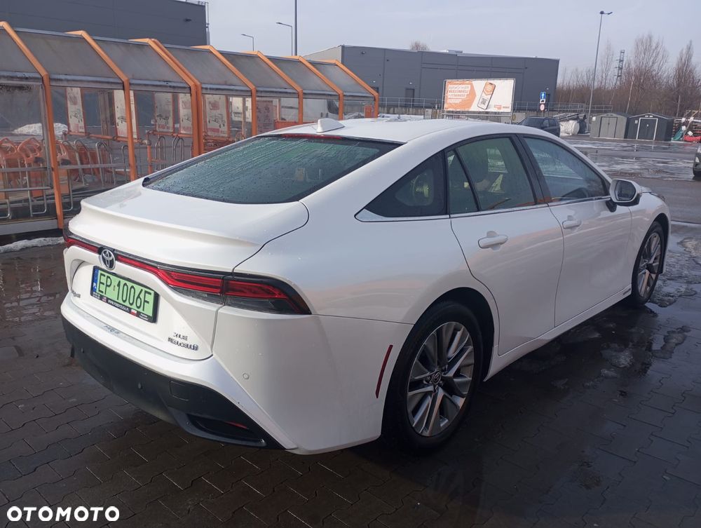 Toyota Mirai Luxury - 6