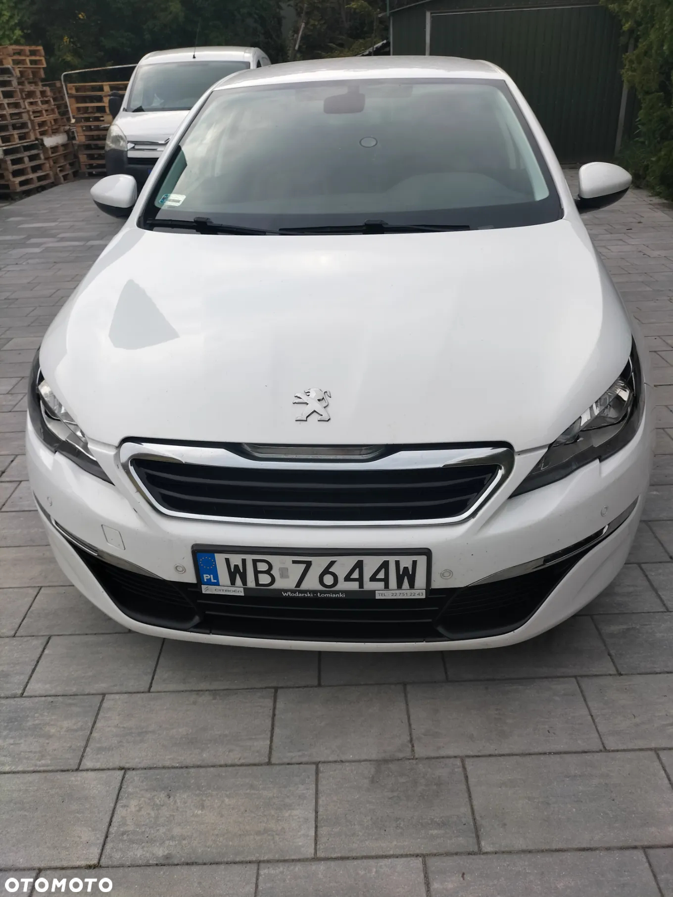 Peugeot 308 1.6 BlueHDi Allure S&S - 16