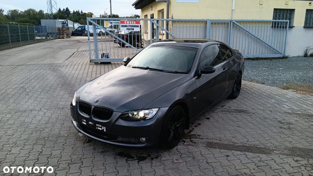 BMW Seria 3 320i Edition Exclusive - 1