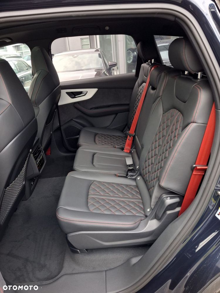 Audi Q7 - 17