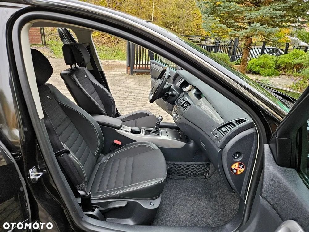 Renault Laguna 2.0 Limited - 11