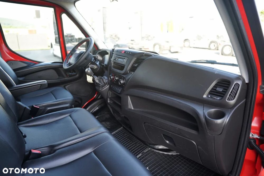 Iveco DAILY 35-120 / WYWROTKA TYLNOZSYPOWA / BLIŹNIAK / MANUAL  / SPROWADZONY - 35