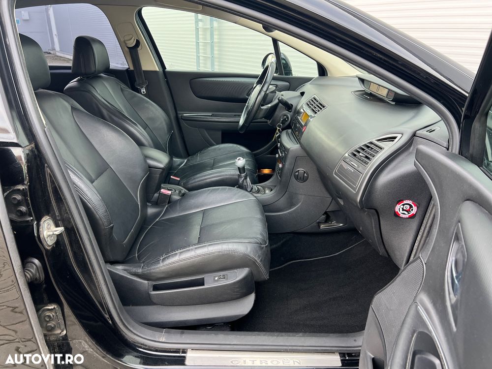 Citroën C4 VTi 120 Exclusive - 10