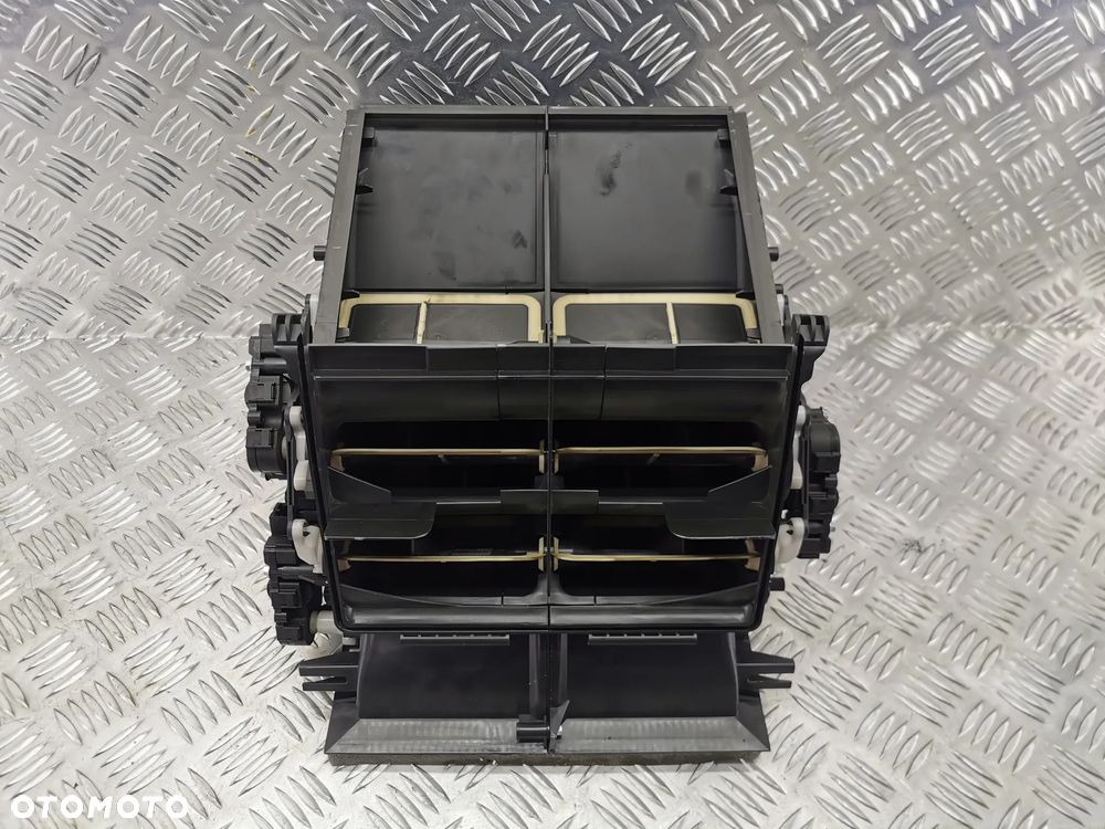 VW TOUAREG 7P 10-18R SILNICZEK NAGRZEWNICY Nagrzewnica sterowanie silniczki - 1
