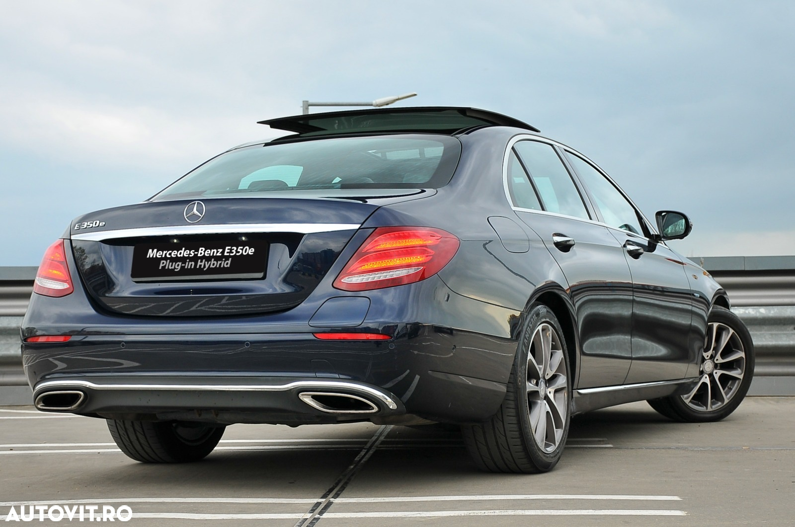 Mercedes-Benz E 350e 9G-TRONIC Exclusive - 11