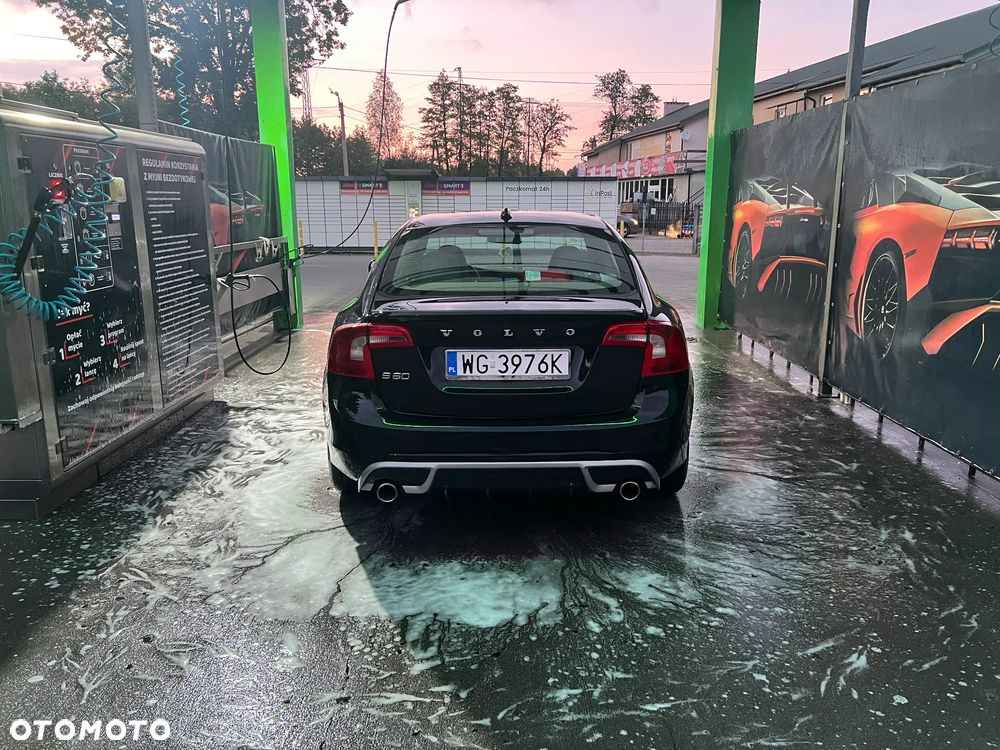 Volvo S60 D5 Geartronic RDesign - 7
