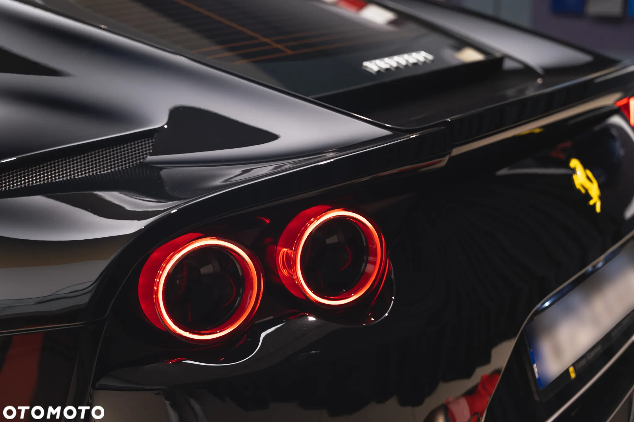 Ferrari 812 Superfast - 6