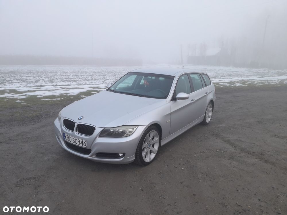 BMW Seria 3 330d DPF - 1