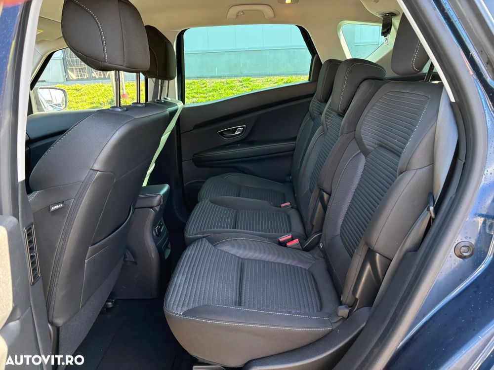 Renault Scenic BLUE dCi 120 BLACK EDITION - 6