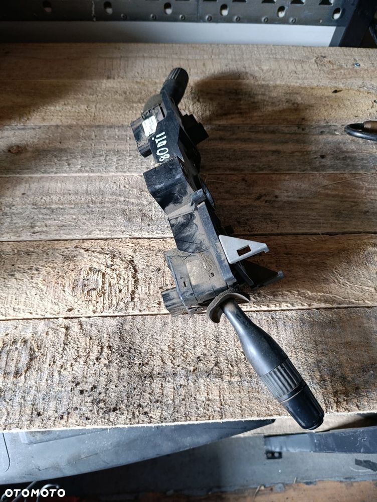 Pająk manetka kierunkowskazów wycieraczek 34366002 Renault Midlum - 1