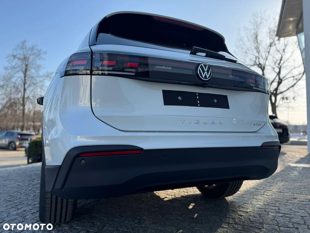 Volkswagen Tiguan 1.5 eTSI Life DSG - 28