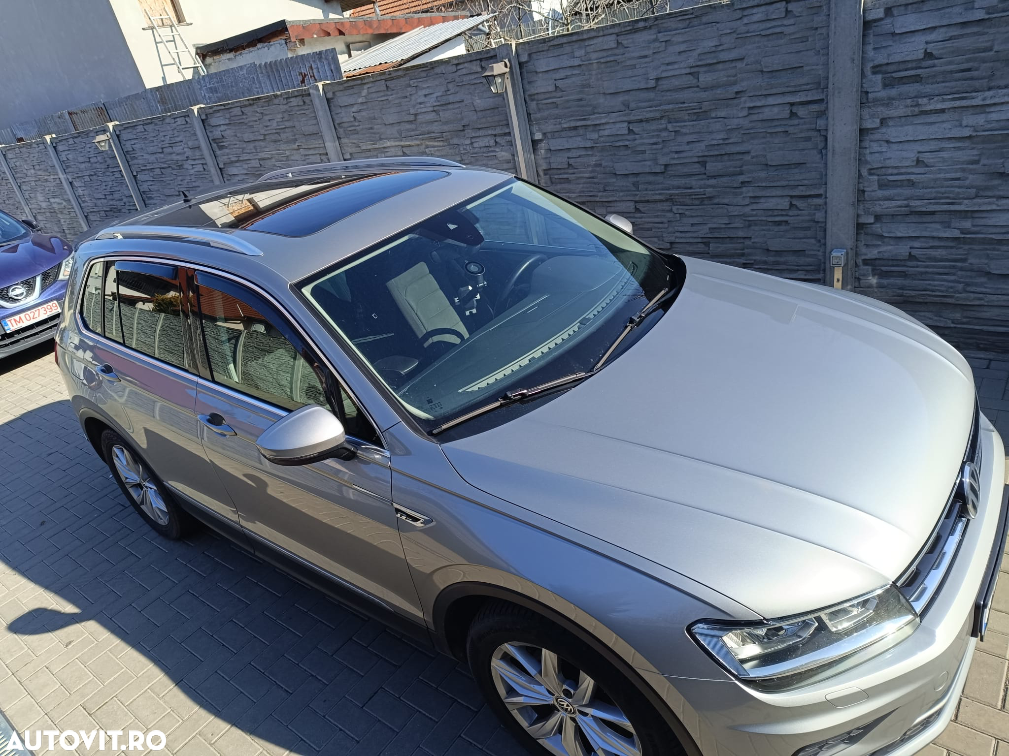 Volkswagen Tiguan - 6