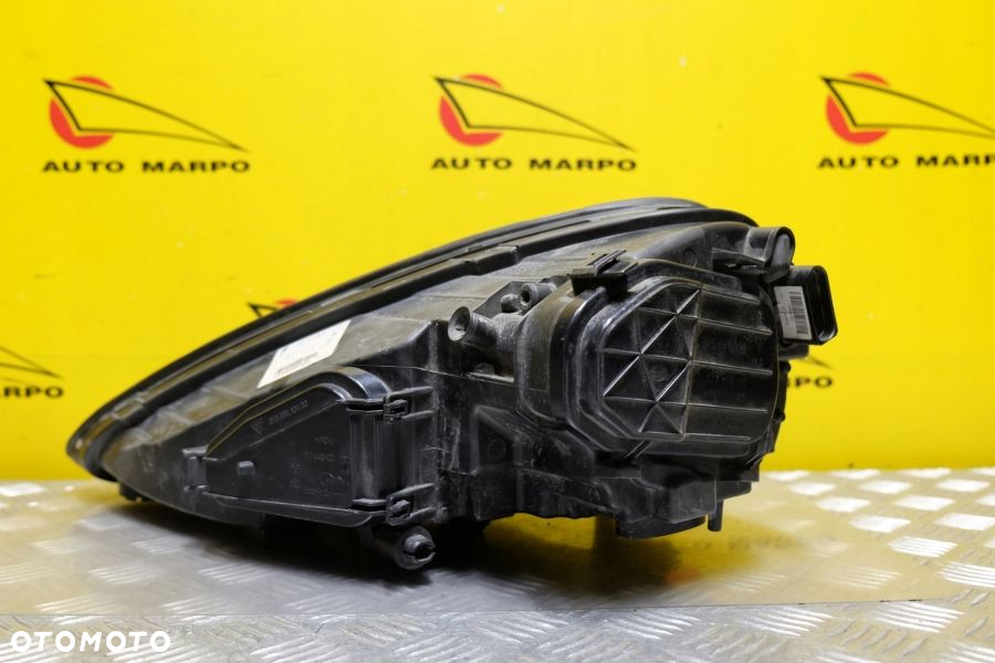PORSCHE CAYENNE 2011- REFLEKTOR LAMPA ZWYKŁA R USA - 12