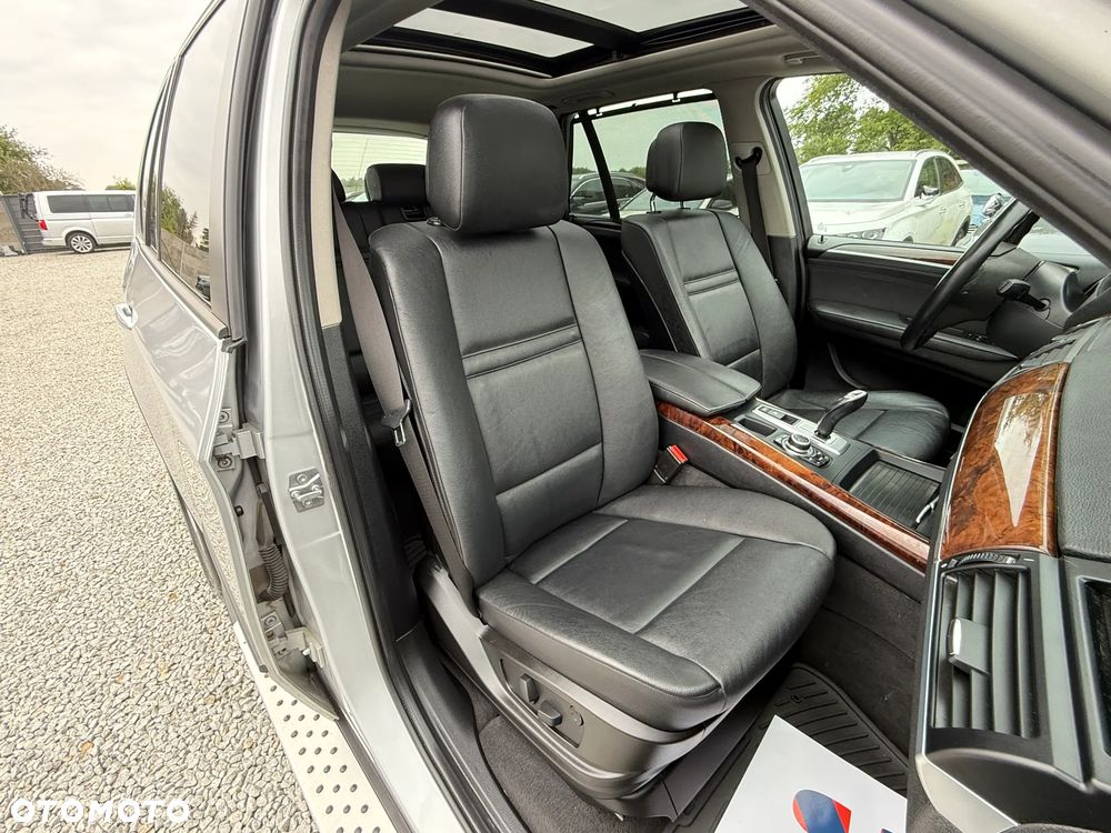 BMW X5 xDrive35i Edition Exclusive - 31