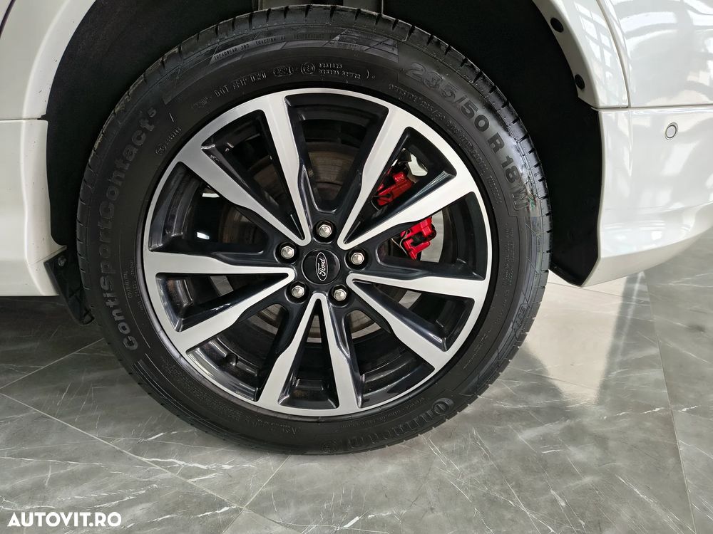 Ford Kuga - 16