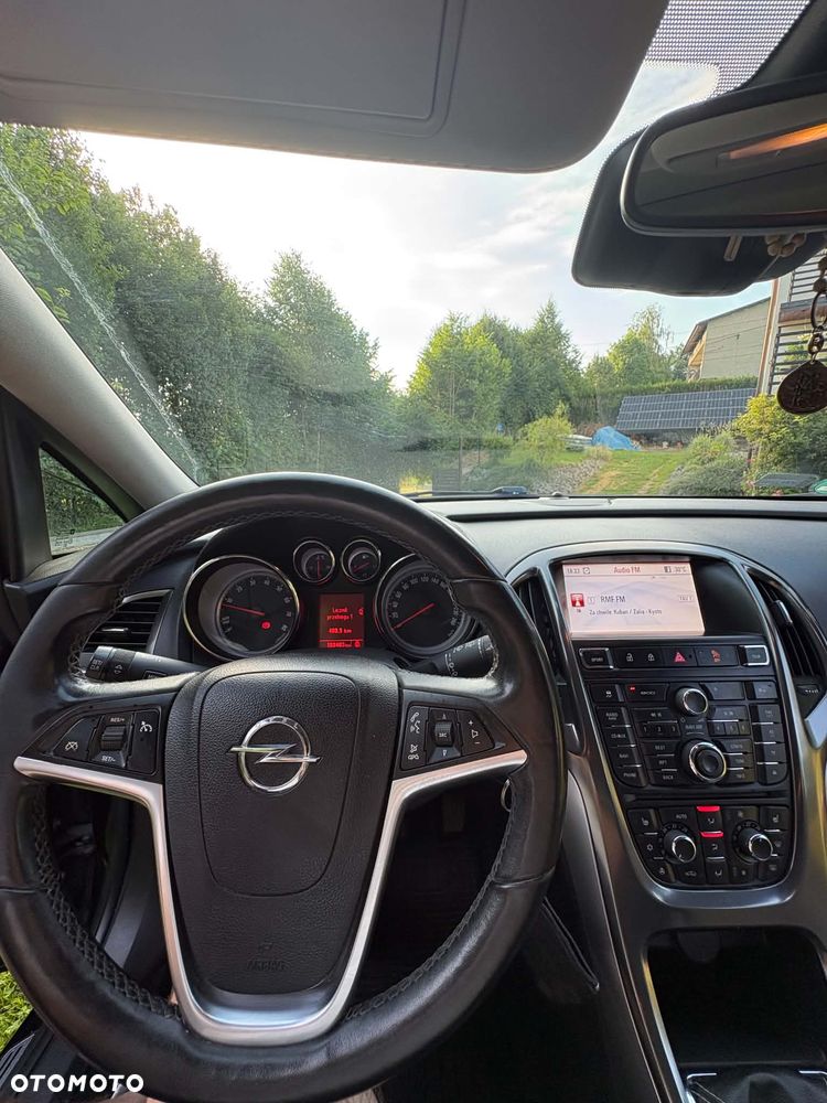 Opel Astra 1.4 T Cosmo S&S - 12