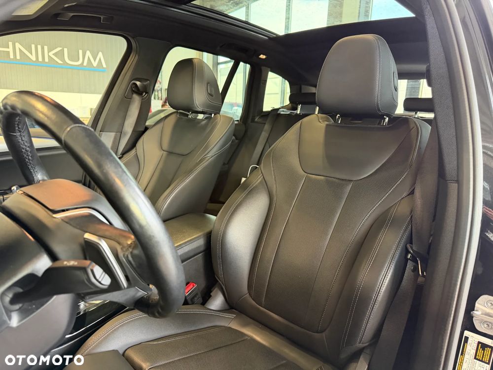 BMW X3 xDrive30i - 12