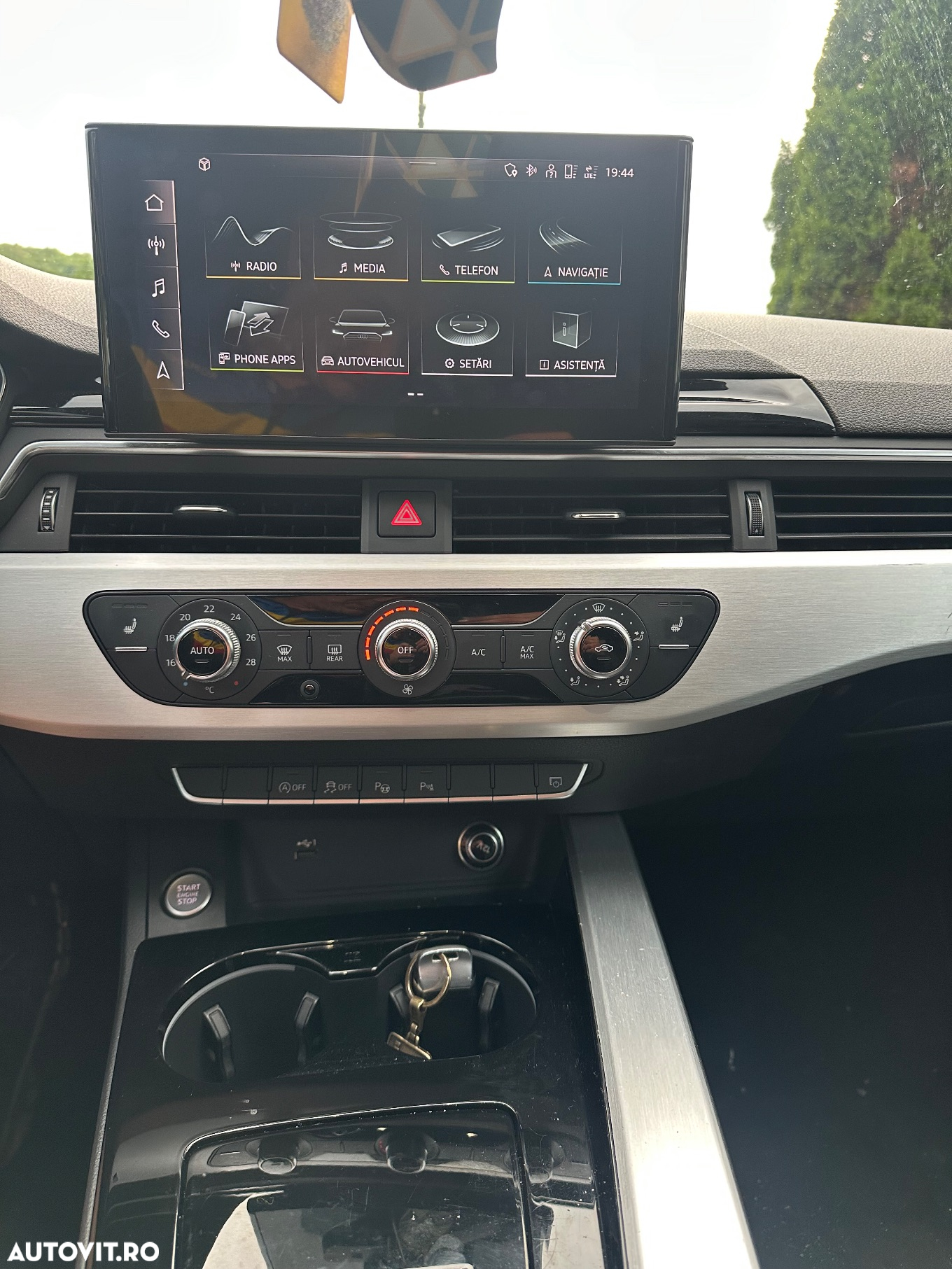 Audi A4 35 TDI S tronic MHEV S Line - 28