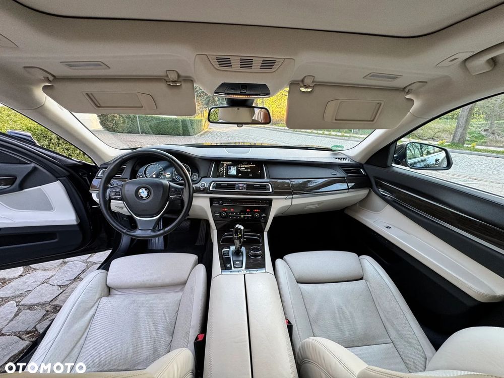 BMW Seria 7 730Ld BluePerformance Edition Exclusive - 10