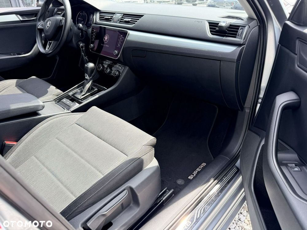 Skoda Superb 2.0 TDI Ambition DSG7 - 16