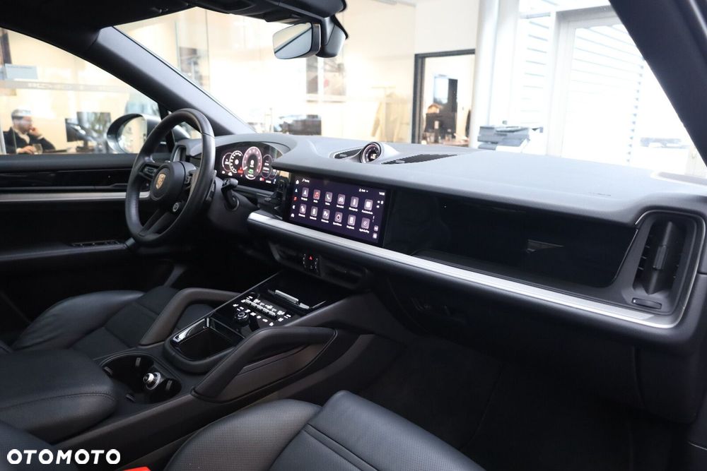 Porsche Cayenne - 13